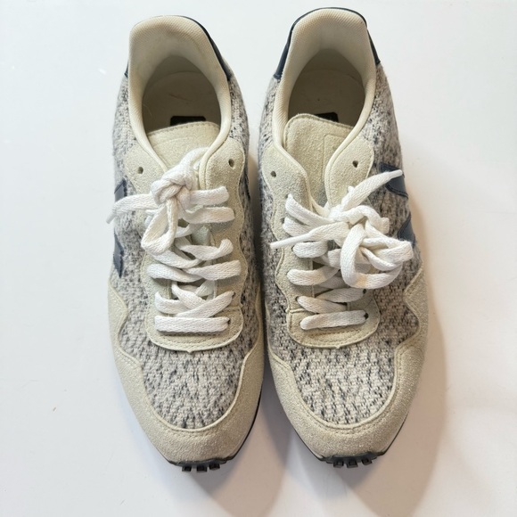 Veja Cream and Gray Sneakers - Picture 2 of 8